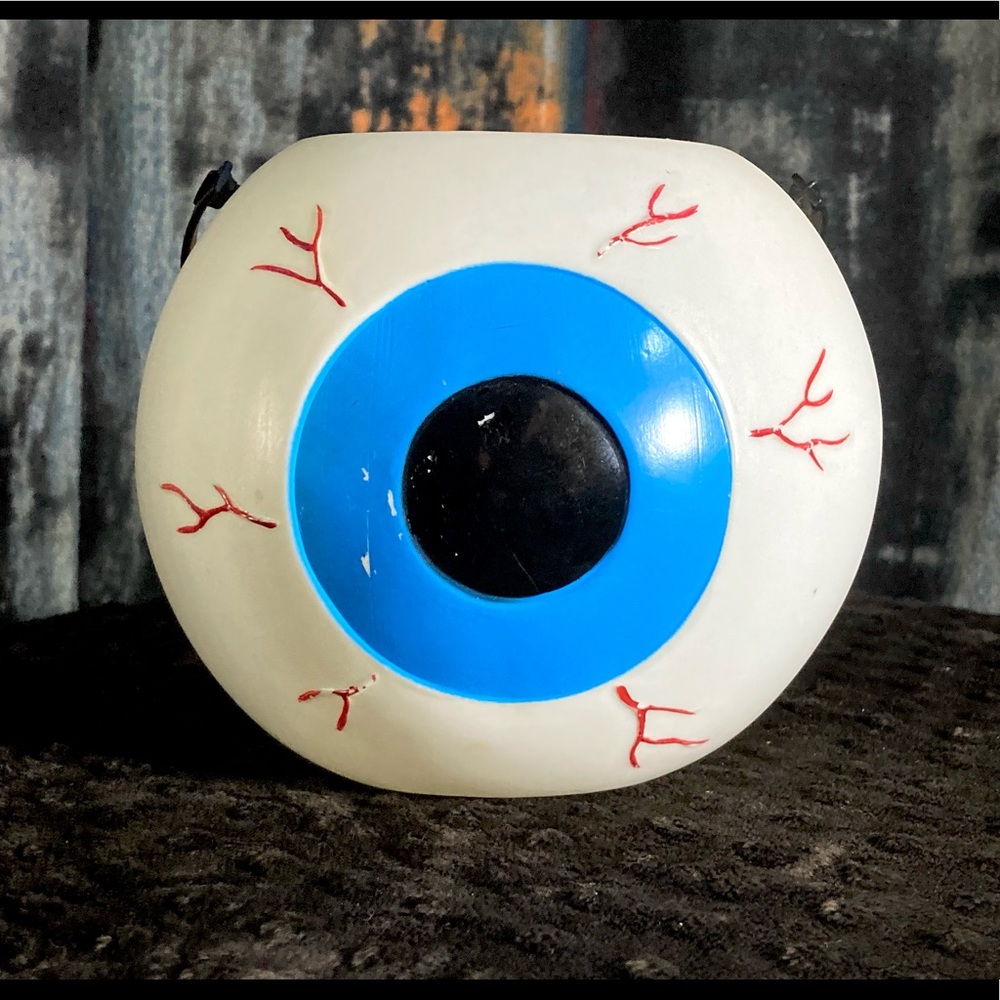 RARE Vintage Halloween Eye Eyeball Blow Mold Candy Pail Creepy Cute Decor - Picture 10 of 12